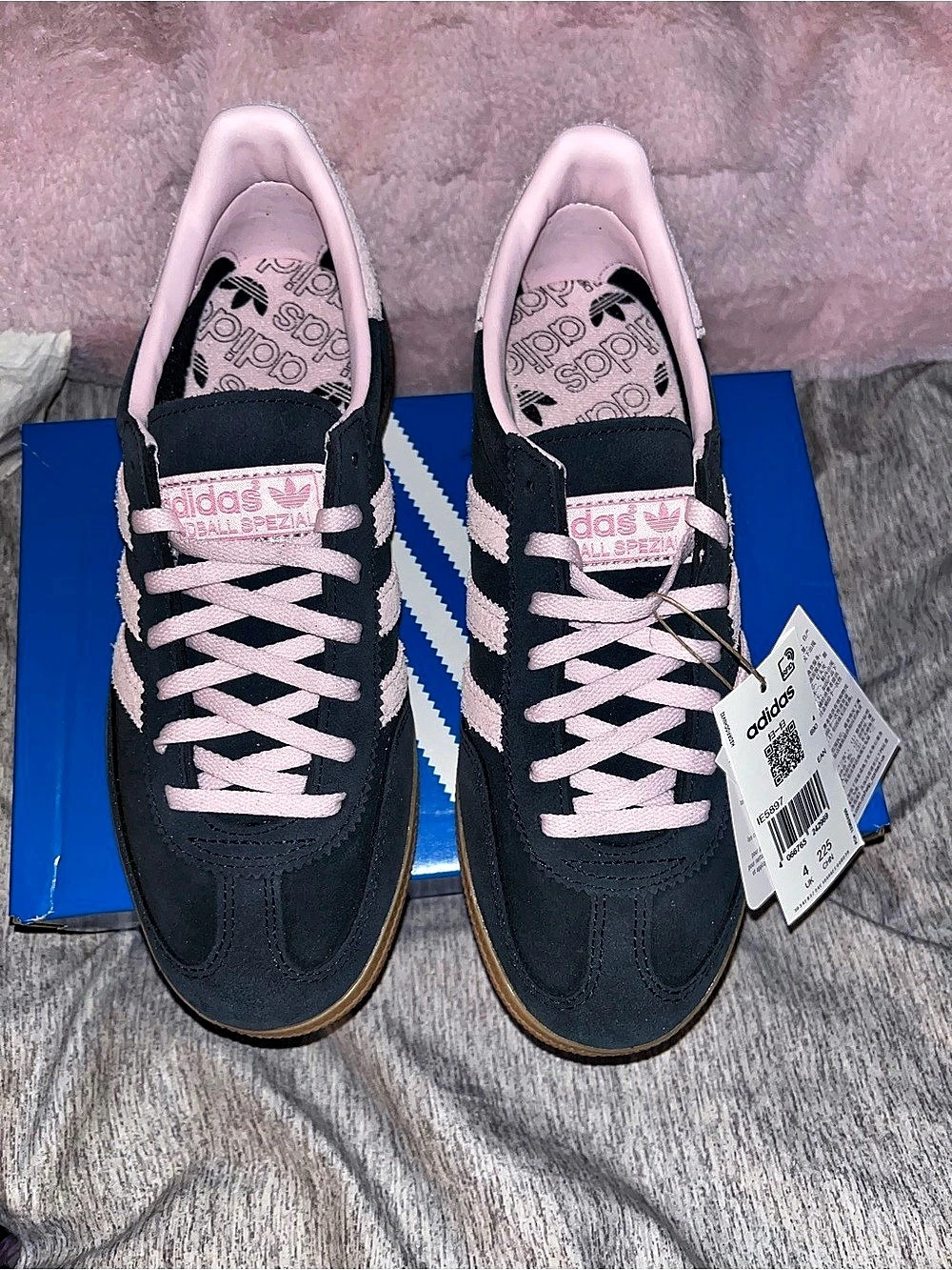 adidas Handball Spezial Clear Pink Arctic Night Sneakers Black & Pink US 4 NWT